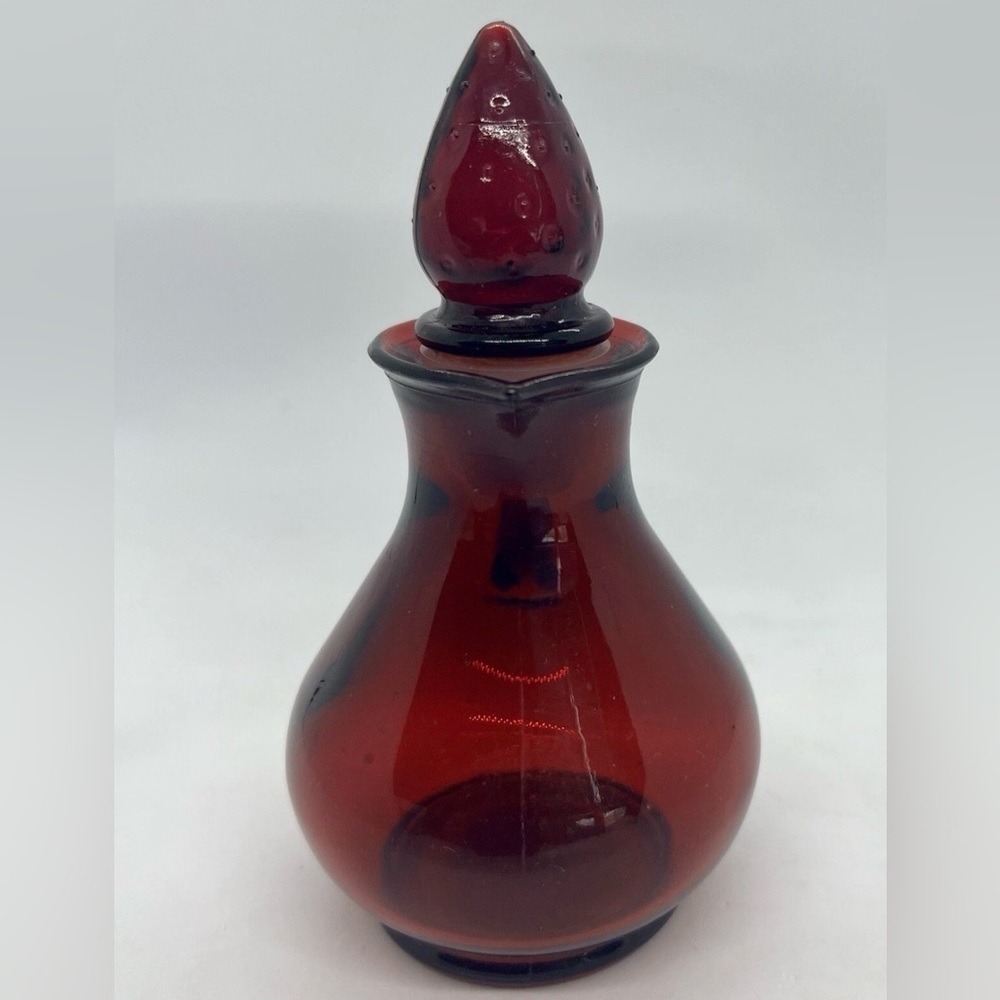 Avon Ruby Red Glass Strawberry Bath Foam Decanter Bottle (Empty) - Picture 4 of 6
